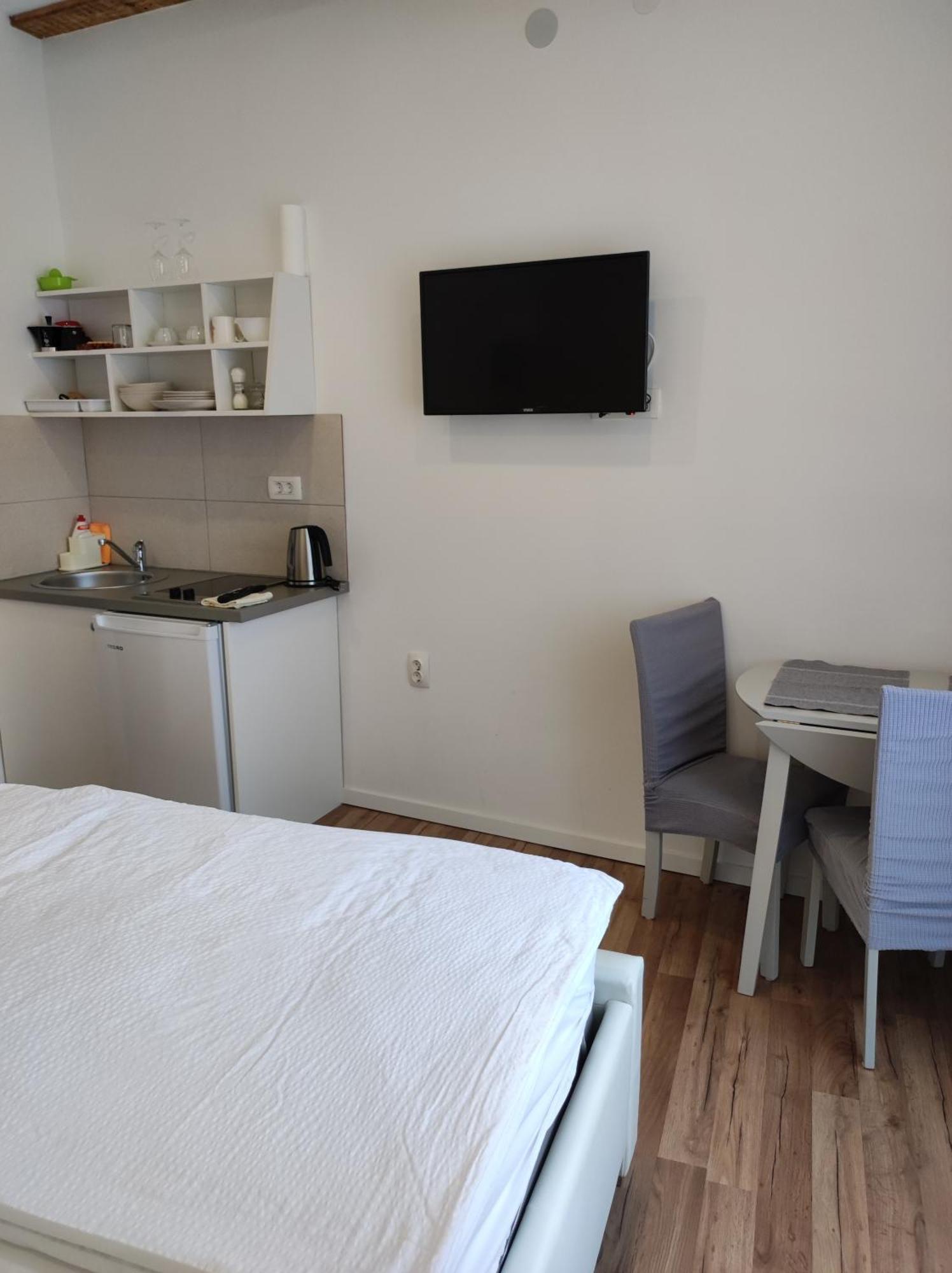 Apartments Krstulja Башка Номер фото
